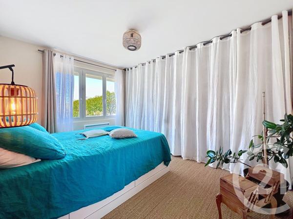 Maison à vendre  6 pièces - 151 m 2   AYTRE  - 17