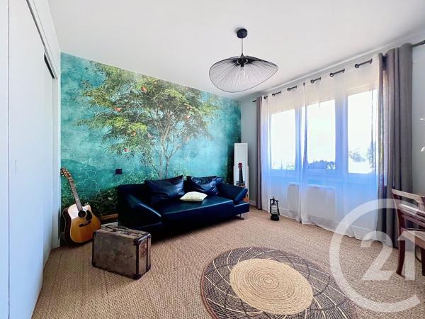 Maison à vendre  6 pièces - 151 m 2   AYTRE  - 17