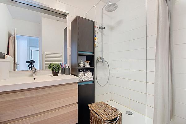 Appartement Vitrolles 3 pièces de 75 m² environ avec Cave