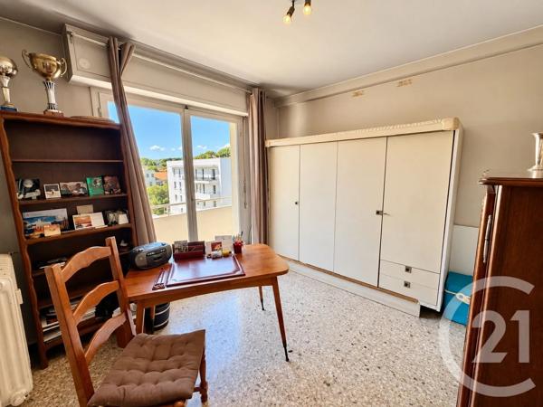 Appartement F4 à vendre  4 pièces - 81,97 m 2   LE CANNET  - 06
