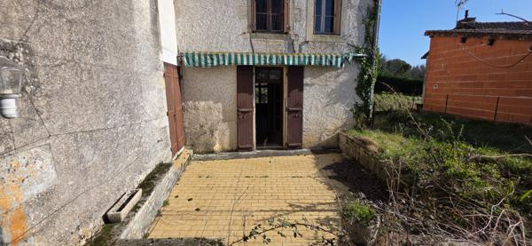 Maison à rénover - 3 chambres - ALLOUE (16)