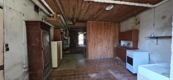 Maison à rénover - 3 chambres - ALLOUE (16)