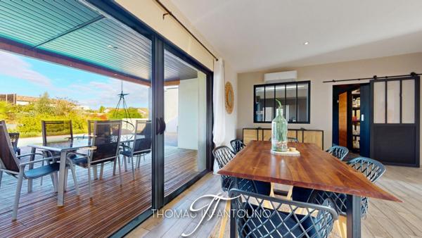 EN EXCLUSIVITE - PLAIN PIED - 3 CHAMBRES DONT UNE SUITE - STUDIO - 2 CHAMBRES D'APPOINT - GARAGE - PISCINE