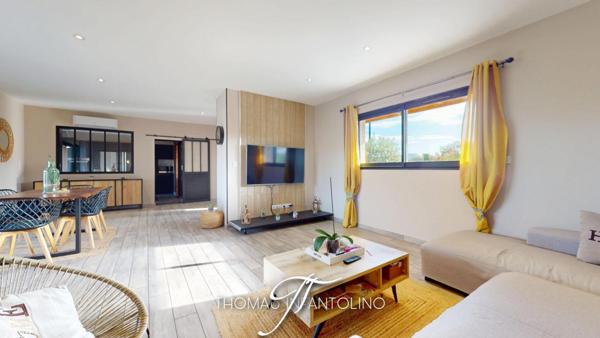 EN EXCLUSIVITE - PLAIN PIED - 3 CHAMBRES DONT UNE SUITE - STUDIO - 2 CHAMBRES D'APPOINT - GARAGE - PISCINE