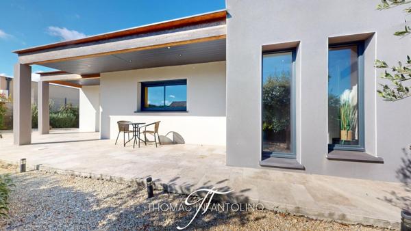 EN EXCLUSIVITE - PLAIN PIED - 3 CHAMBRES DONT UNE SUITE - STUDIO - 2 CHAMBRES D'APPOINT - GARAGE - PISCINE