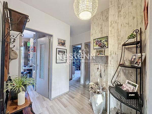 A vendre maison Auch 6 pieces 144 m2 terrain cloture de 2500m2 avec garage.