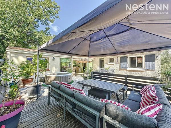 A vendre maison Auch 6 pieces 144 m2 terrain cloture de 2500m2 avec garage.