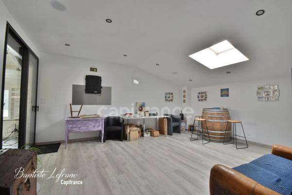 Longère d'exception 8 pièces – 203 m² habitables avec jardin et piscine proche Angers