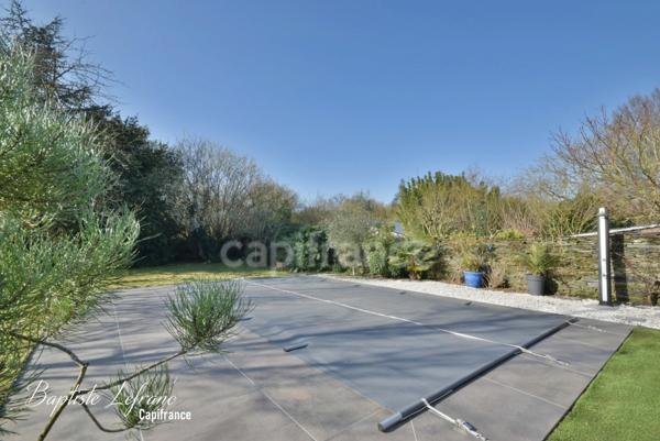 Longère d'exception 8 pièces – 203 m² habitables avec jardin et piscine proche Angers