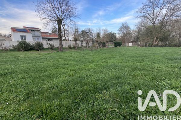 Terrain à vendre 600 m² Saint-Loubès