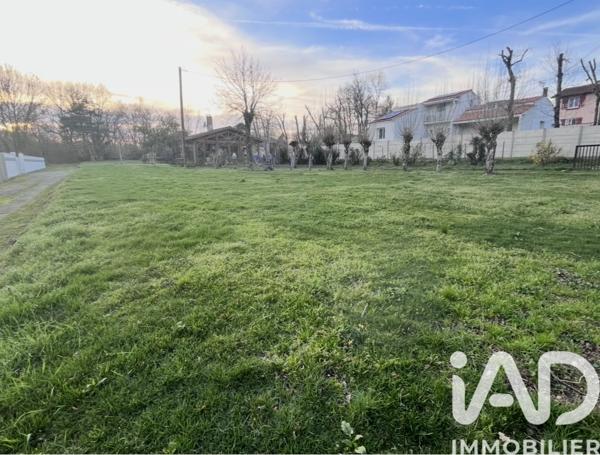 Terrain à vendre 600 m² Saint-Loubès