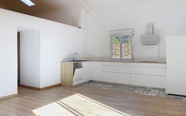 Appartement à vendre    3 pièces • 58 m2 Avignon