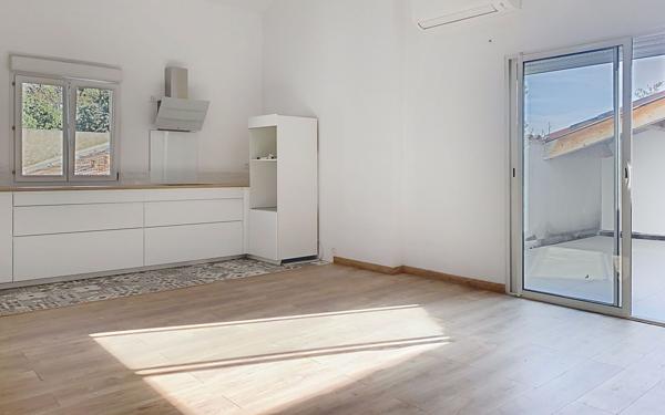 Appartement à vendre    3 pièces • 58 m2 Avignon