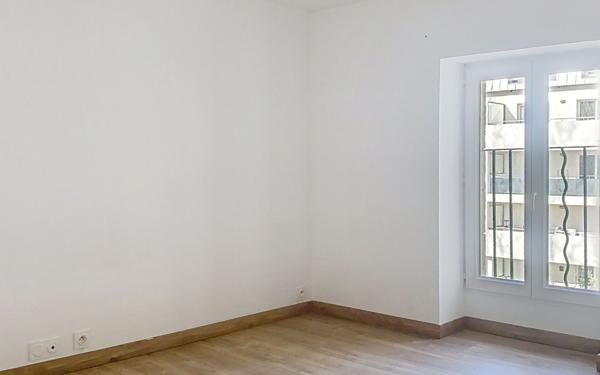 Appartement à vendre    3 pièces • 58 m2 Avignon