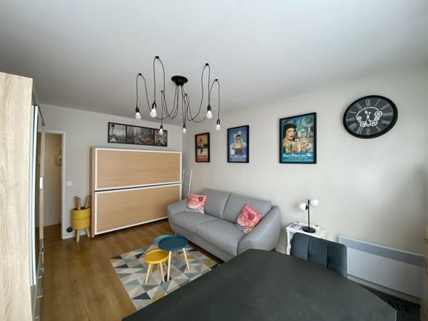Studio meublé et rénové Hyper centre de Saint-Palais-sur-M