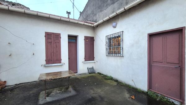 CHATEAURENARD - Maison de ville avec grand garage de 100 m2