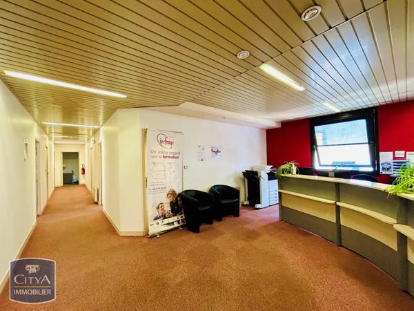 Local professionnel à vendre