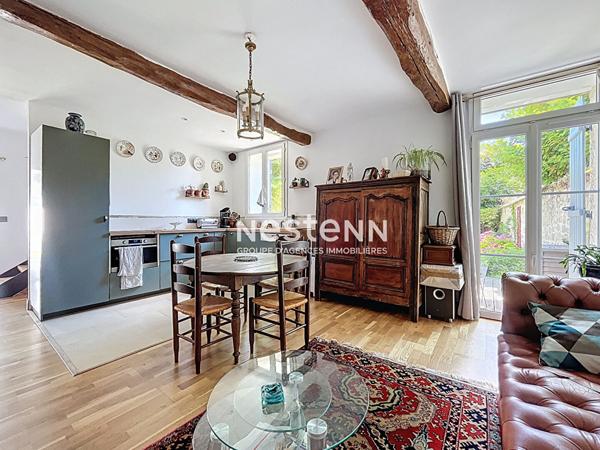 À VENDRE Superbe propriété familiale avec annexe et piscine sur la commune de RONQUEROLLES