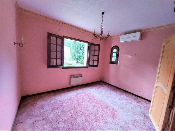 La Seyne Sur Mer/ Ollioules Villa de 5 pièces de 150 m², terrain de 1362 m2 vue mer