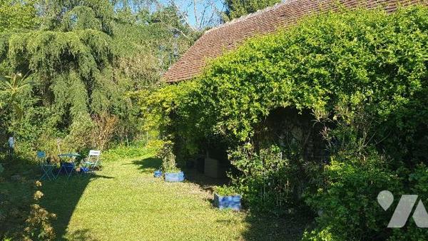 Située sur la commune de Saint-Georges-sur-la-Prée, dans un environnement calme et verdoyant, c...