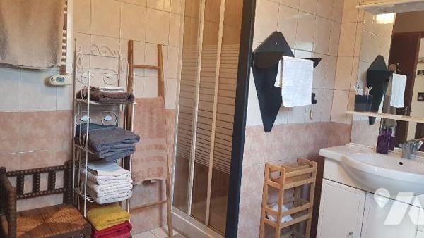 Située sur la commune de Saint-Georges-sur-la-Prée, dans un environnement calme et verdoyant, c...