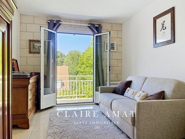 PAVILLON HAUT DE GAMME QUARTIER RECHERCHE