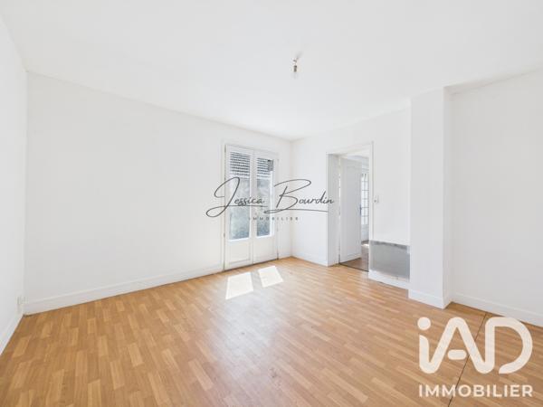Maison à vendre 4 pièces 76,1 m² Lorrez-le-Bocage-Préaux