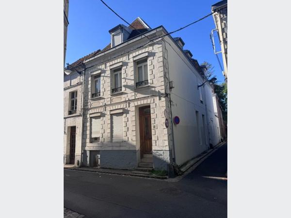 Maison à Louer à ARRAS 1520 € *