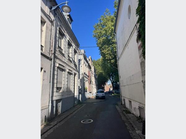 Maison à Louer à ARRAS 1520 € *