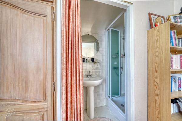Sèvres Croix Bosset - Maison familiale avec jardin et studio indépendant