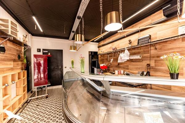 Immeuble à vendre |  Valence |  256 m²