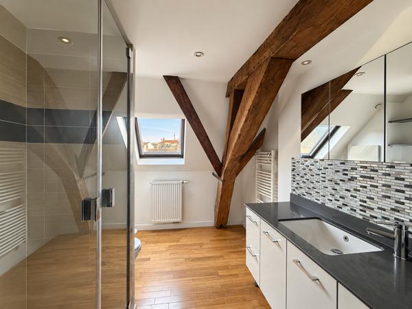 ASMU - Vieux Lille - T3 meublé en duplex