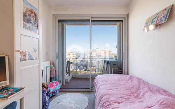 Appartement à vendre    5 pièces • 99,39 m2 Juan-les-Pins - Antibes