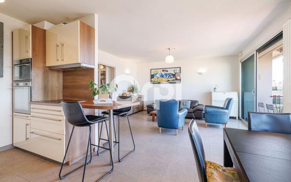 Appartement à vendre    5 pièces • 99,39 m2 Juan-les-Pins - Antibes