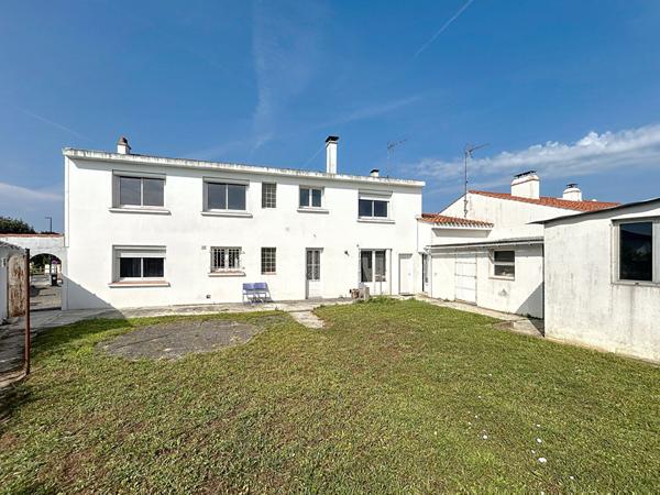 Maison Challans - proche commerces