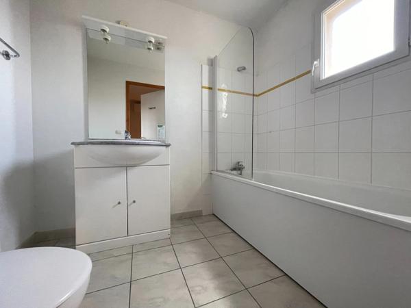 SPECIAL INVESTISSEURS : Maison EN RÉSDIDENCE DE LOISIRS à vendre 3 pièces SALAVAS (07)