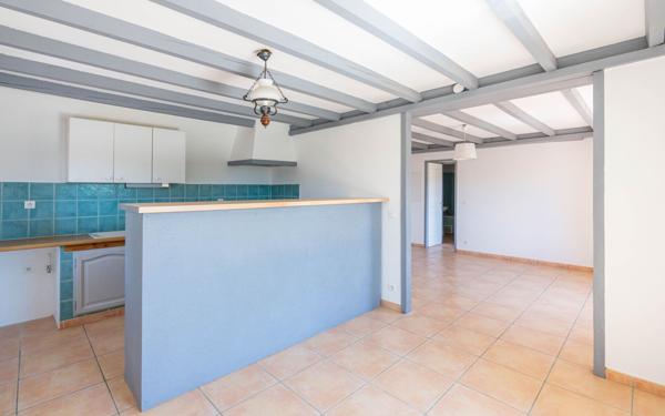 Appartement à vendre    2 pièces •  Pertuis