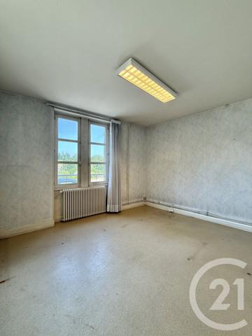 Maison à vendre  5 pièces - 110,05 m2 BOURBON L ARCHAMBAULT - 03