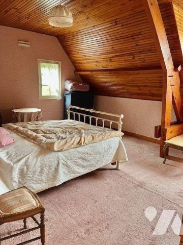 Belle maison au calme avec une vue imprenable comprenant une entrée, une cuisine aménagée et éq...