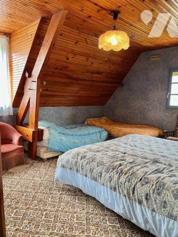 Belle maison au calme avec une vue imprenable comprenant une entrée, une cuisine aménagée et éq...