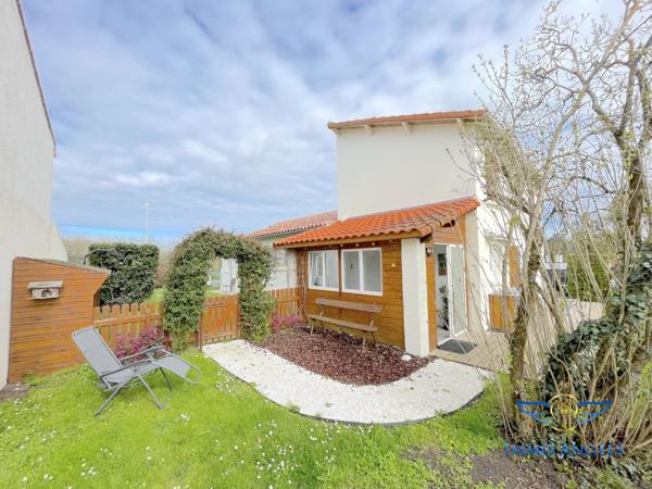 Maison de 2 habitations de 4 et 3 pièces avec grand stationnement