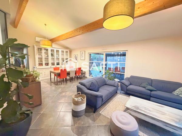 Maison contemporaine -  5 pièces - 147m2