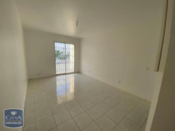 Appartement à louer 1 pièce 20m² Saint-Denis (97490)