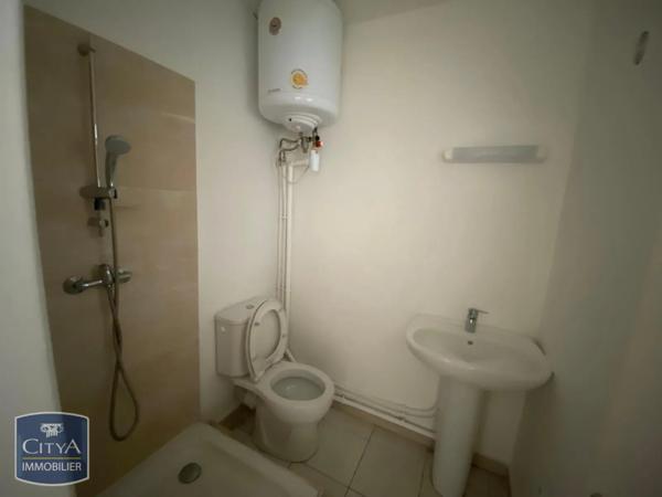 Appartement à louer 1 pièce 20m² Saint-Denis (97490)