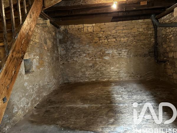 Immeuble à vendre 206 m² Montignac-Lascaux