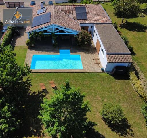 Vente                                                      Maison
                        
                     6 pièces                      177 m2                     à Marmande