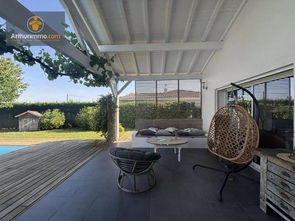 Vente                                                      Maison
                        
                     6 pièces                      177 m2                     à Marmande
