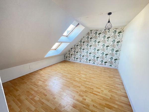 A LOUER APPARTEMENT PROCHE CENTRE VILLE DE ST QUENTIN 02100