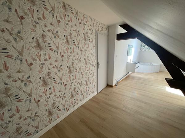 A LOUER APPARTEMENT PROCHE CENTRE VILLE DE ST QUENTIN 02100