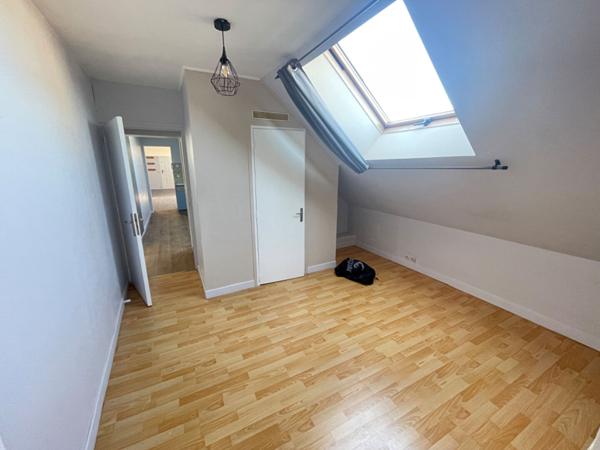 A LOUER APPARTEMENT PROCHE CENTRE VILLE DE ST QUENTIN 02100